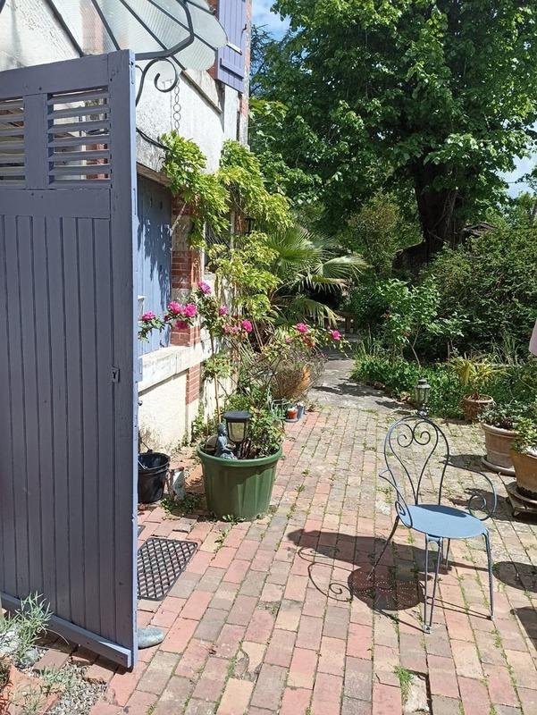 Maison - 180 m² - 5 pièces