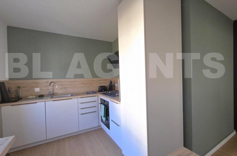 Appartement - 90 m² - 3 pièces