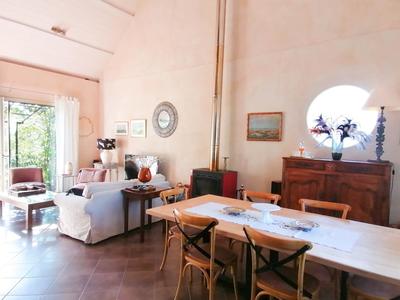 Maison - 164 m² - 5 pièces