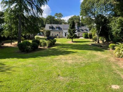 Maison - 148 m² - 7 pièces