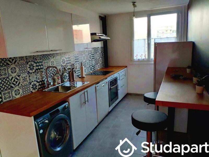 Chambre - 12 m² - 1 pièce