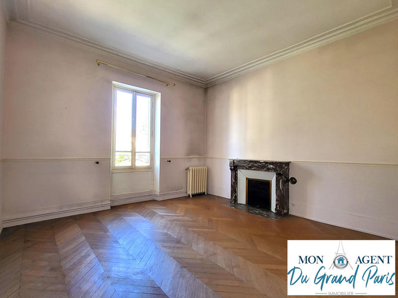 Maison - 180 m² - 7 pièces