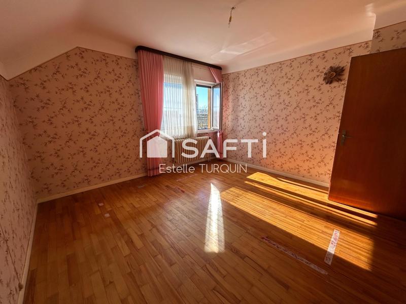 Maison - 145 m² - 6 pièces