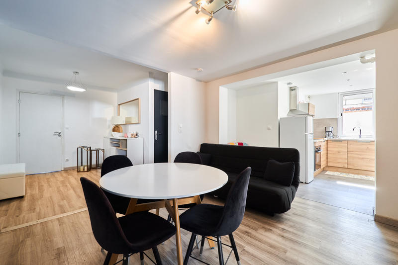 Maison - 168 m² - 7 pièces