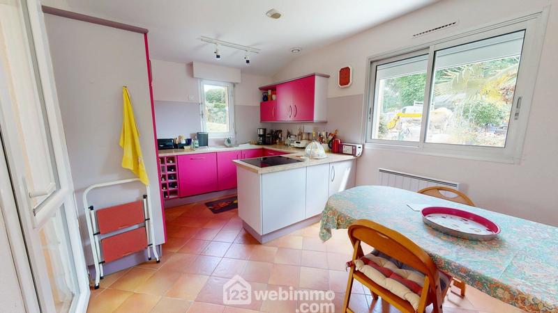 Maison - 145 m² - 6 pièces