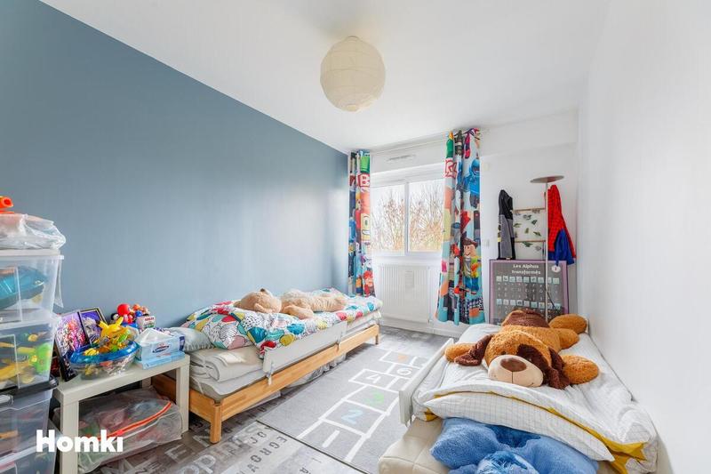 Appartement - 85 m² - 4 pièces