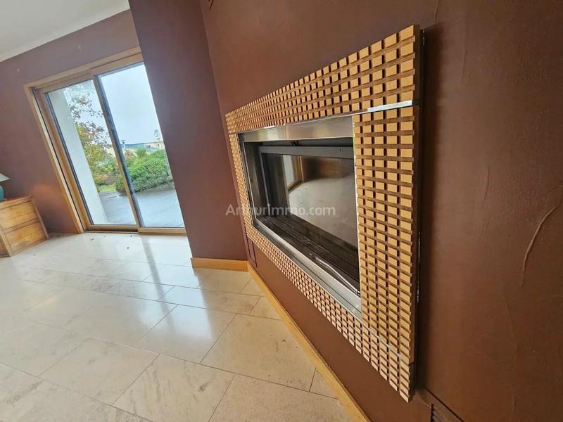 Maison - 210 m² - 5 pièces