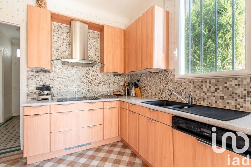 Maison - 170 m² - 8 pièces