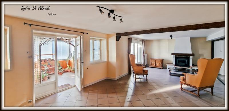 Maison - 167 m² - 7 pièces