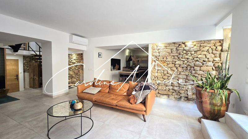 Maison de village - 215 m² - 5 pièces