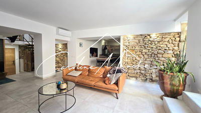 Maison de village - 215 m² - 5 pièces