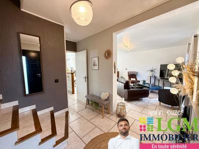 Maison - 107 m² - 5 pièces