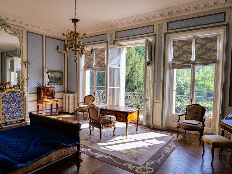 Manoir - 1 000 m² - 25 pièces