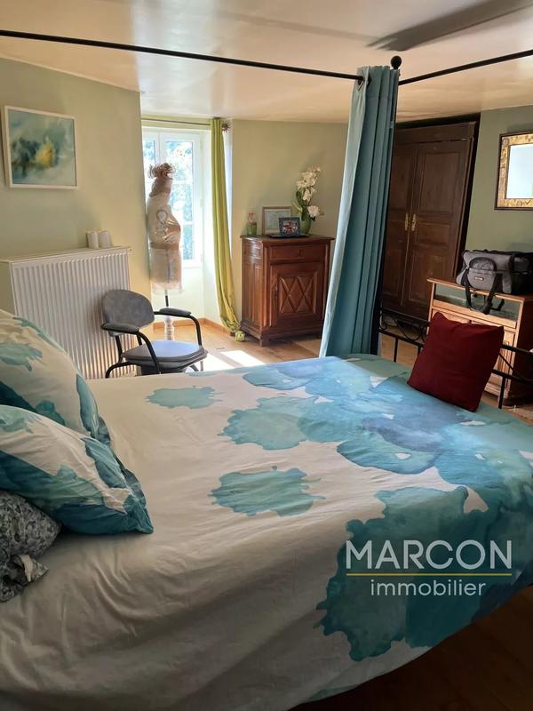 Maison - 128 m² - 4 pièces