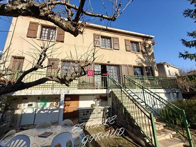 Villa - 226 m² - 7 pièces
