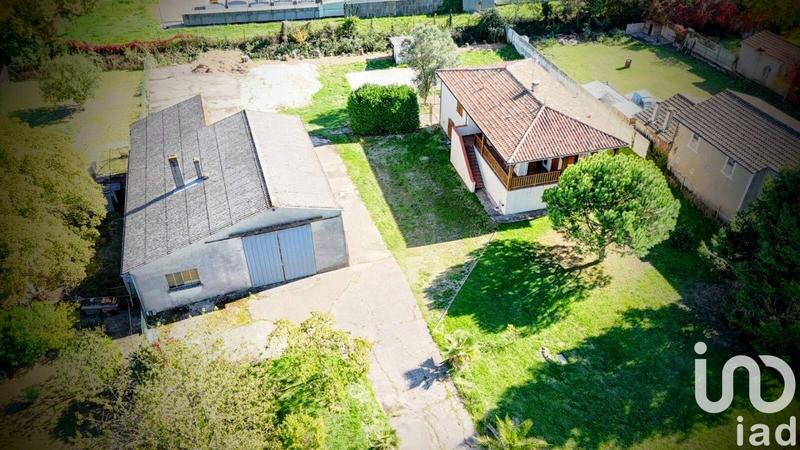 Maison - 181 m² - 7 pièces