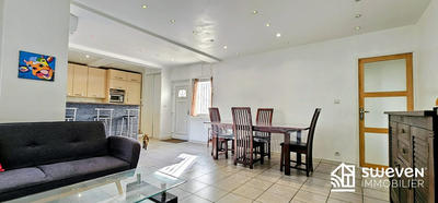 Maison - 85 m² - 4 pièces