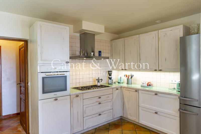 Villa - 175 m² - 6 pièces