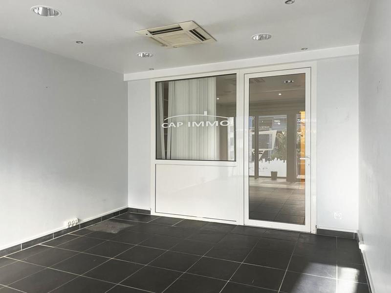 Local commercial - 60 m² - 3 pièces
