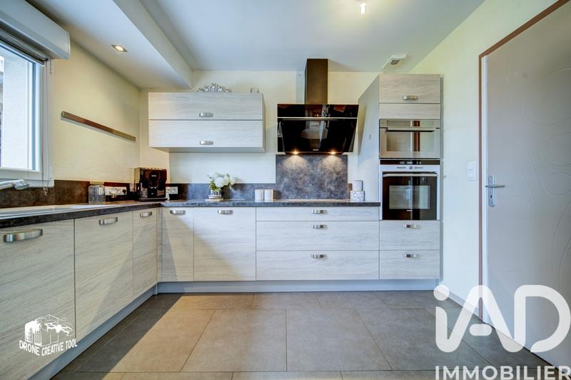 Maison - 112 m² - 6 pièces