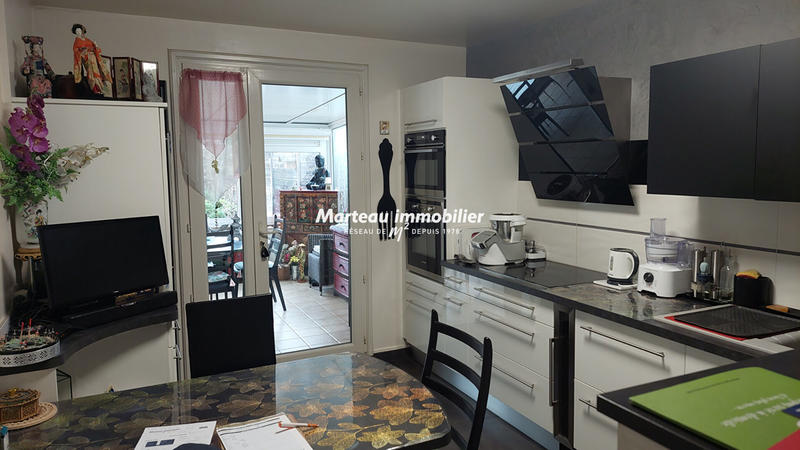 Maison - 94 m² - 6 pièces