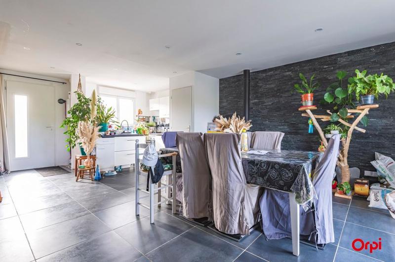 Maison - 110 m² - 5 pièces