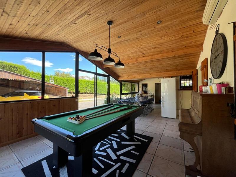 Maison - 208 m² - 7 pièces