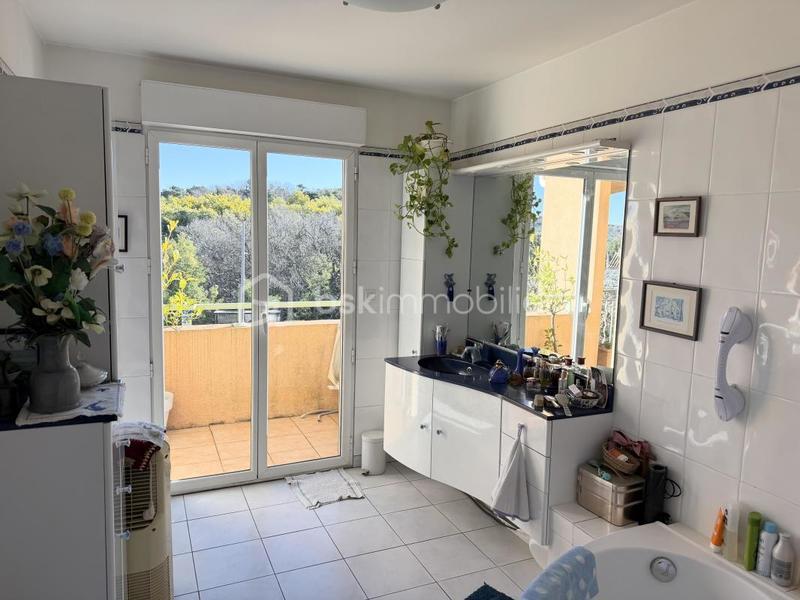 Appartement - 114 m² - 4 pièces