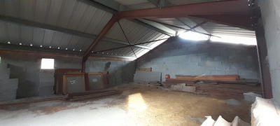 Maison - 160 m² - 2 pièces