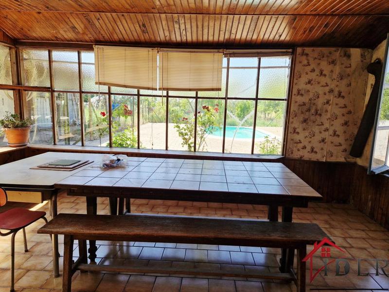 Maison - 220 m² - 7 pièces