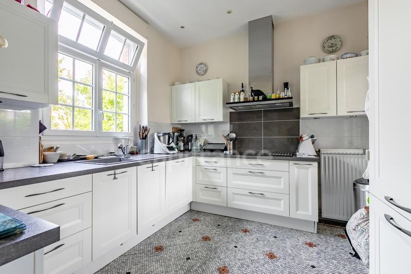 Maison - 170 m² - 7 pièces