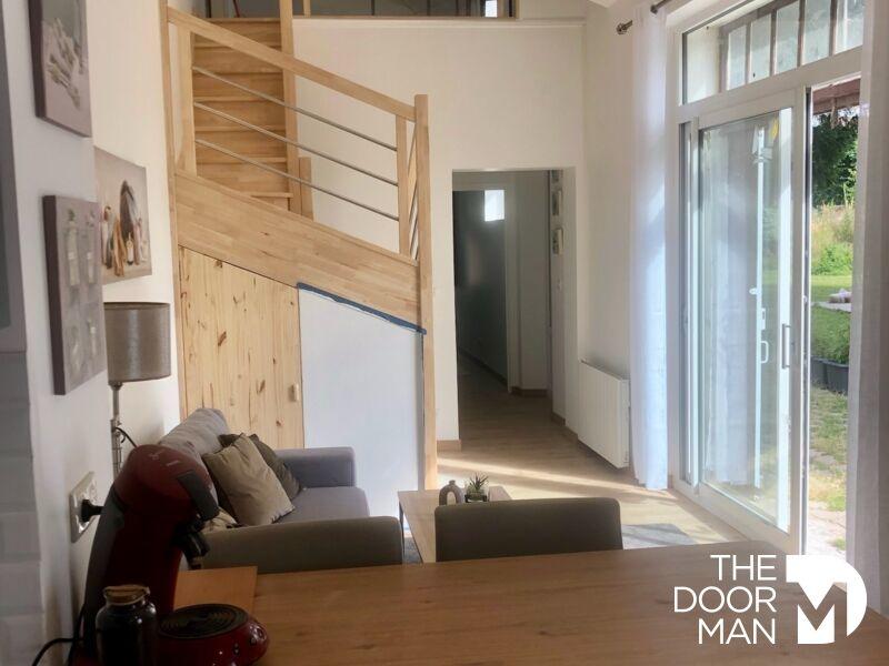 Demeure - 250 m² - 8 pièces