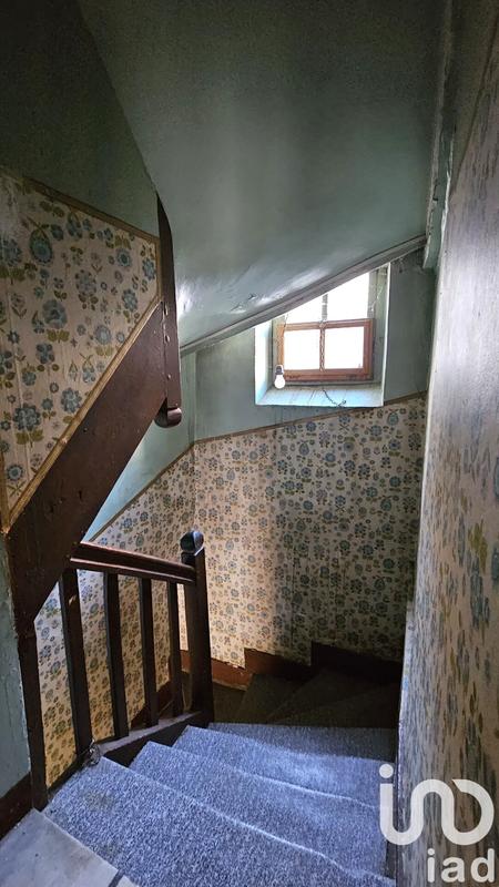 Maison - 104 m² - 6 pièces