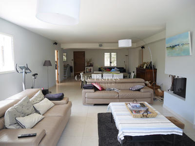 Villa - 190 m² - 7 pièces