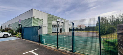 Local d'activités - 582 m² - 6 pièces