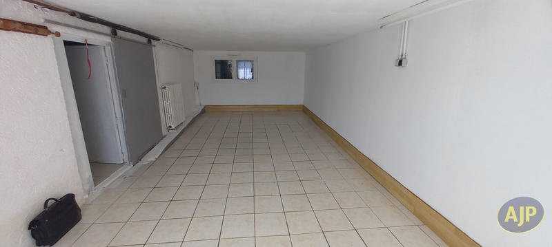 Maison - 150 m² - 10 pièces