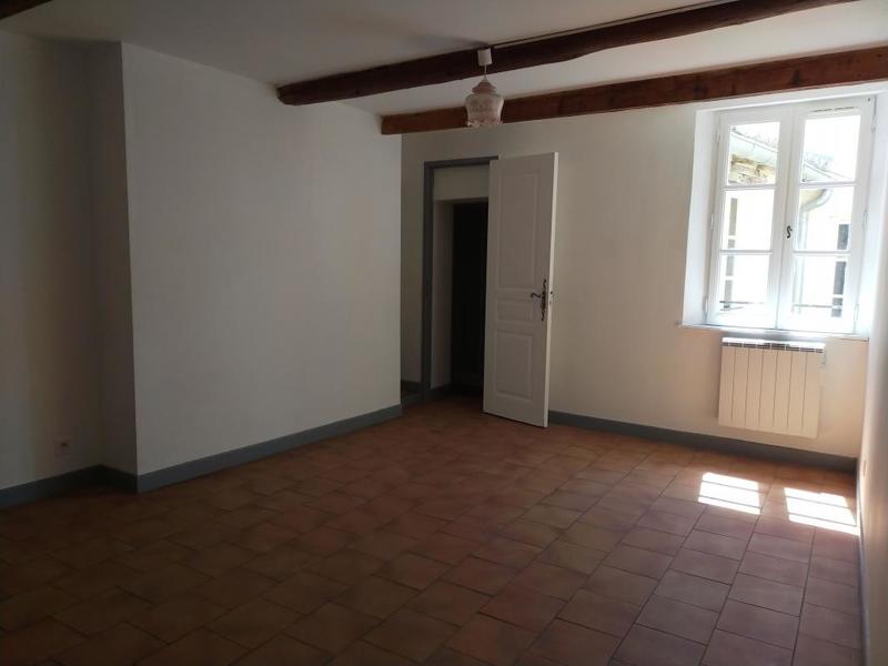 Appartement - 90 m² - 3 pièces