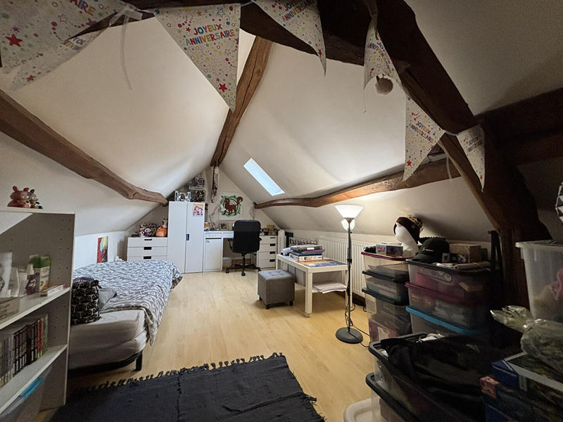 Maison - 95 m² - 4 pièces