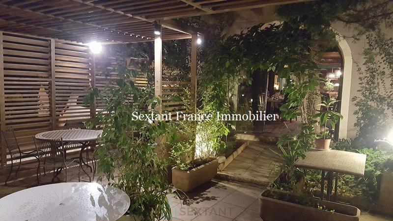 Fonds de commerce - 247 m²