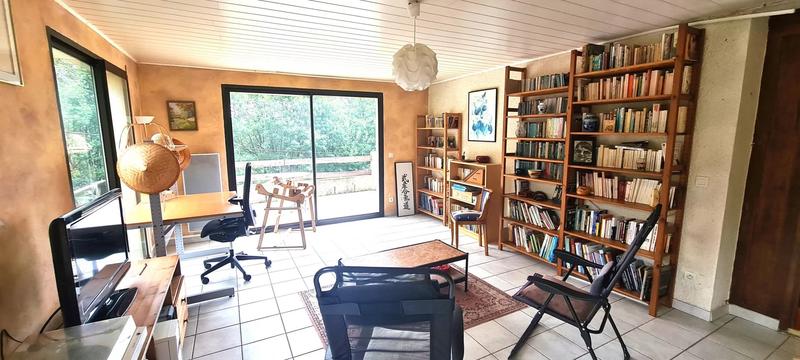 Maison - 240 m² - 12 pièces