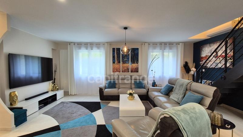 Maison - 185 m² - 6 pièces