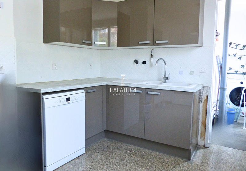 Appartement - 75 m² - 4 pièces