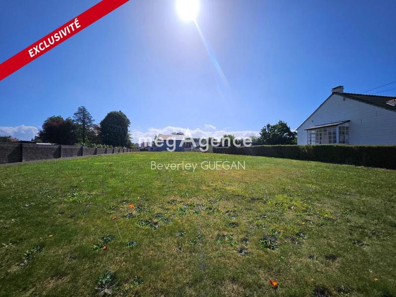 Terrain constructible - 1 809 m²