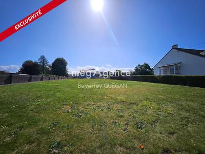 Terrain constructible - 1 809 m²