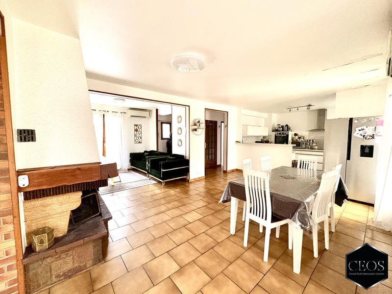 Maison - 210 m² - 8 pièces