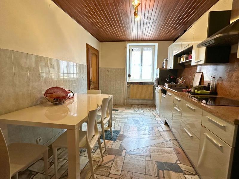 Maison - 130 m² - 6 pièces
