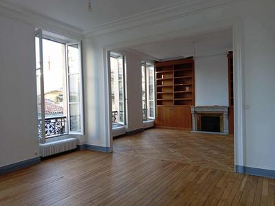 Appartement - 120 m² - 4 pièces