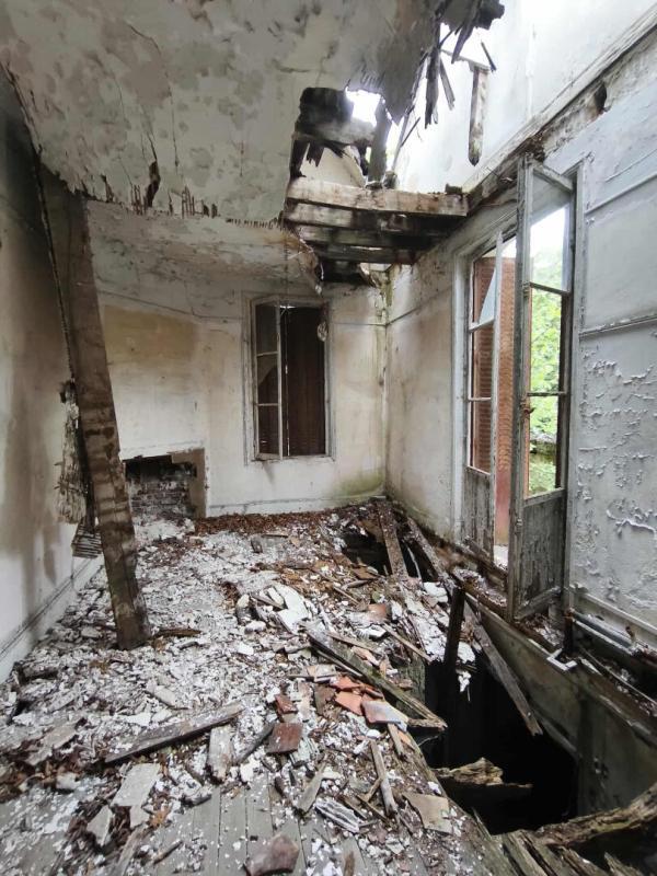 Maison - 150 m² - 9 pièces