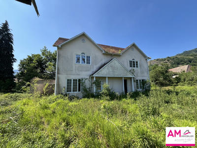 Maison ancienne - 350 m² - 14 pièces