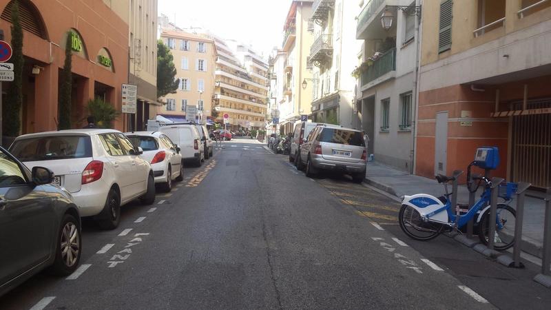 Local d'activités - 127 m²